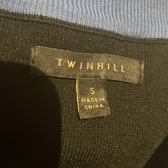 Chase Bank contrast top - Picture 2 of 3